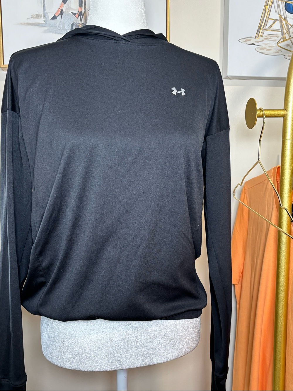 Under Armour Black Lightweight Pullover Hoodie — Size M